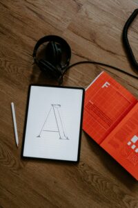 kelly sikkema ikhwu5xlxxs unsplash (1)